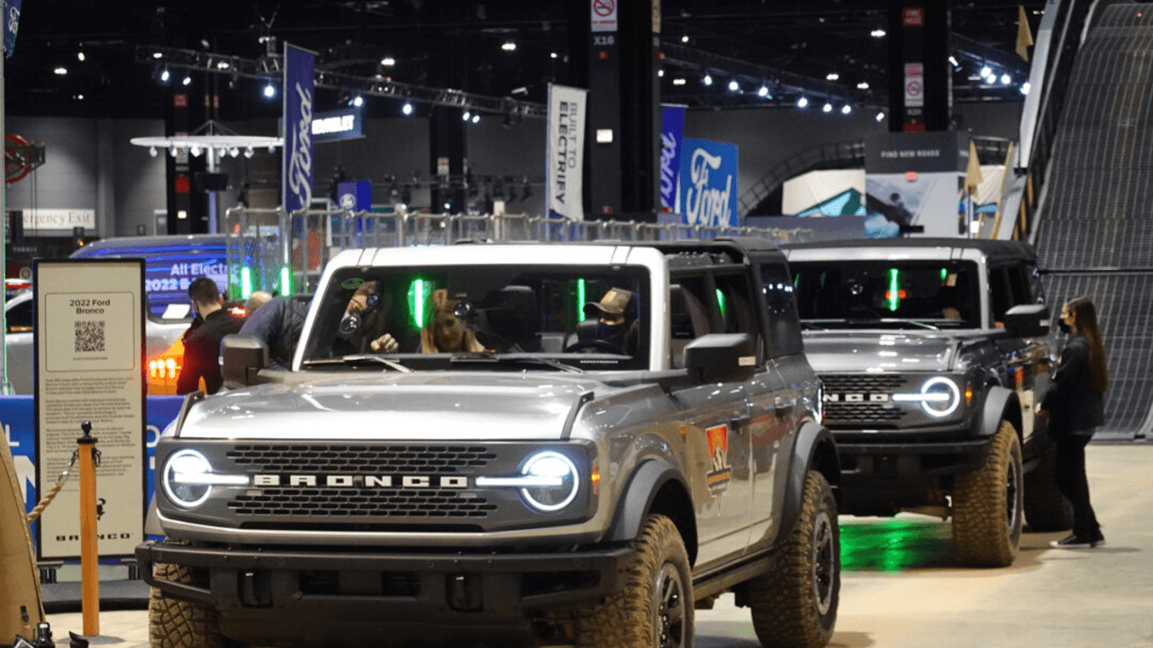 Ford Recalls Nearly 180,000 Broncos, Rangers, Says Front Seat Bolts Could Be Loose