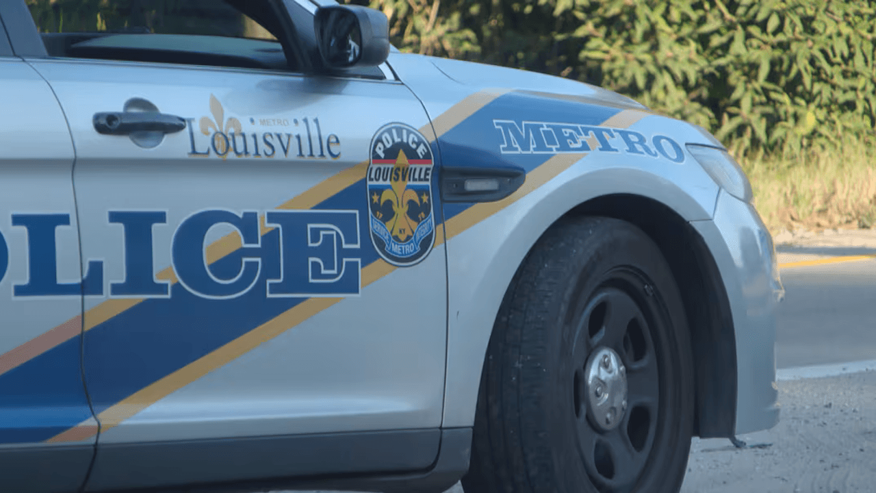 Man dead after shooting in Parkland neighborhood