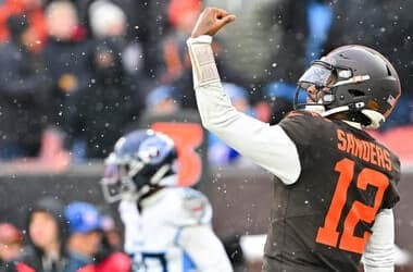 Shedeur Sanders vs. Cam Ward: Browns' fifth-rounder outshines Titans' No. 1 overall pick in losing effort