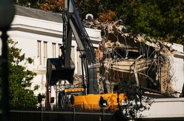 Trump Is Turning the White House Into a ‘Branded Estate’