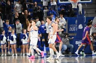 Bulldogs Take Charge Late, Complete Comeback Over Evansville, 82-78 - Drake University Athletics
