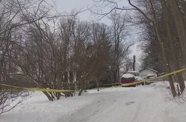 1 person killed in house fire in Pennsylvania, officials say